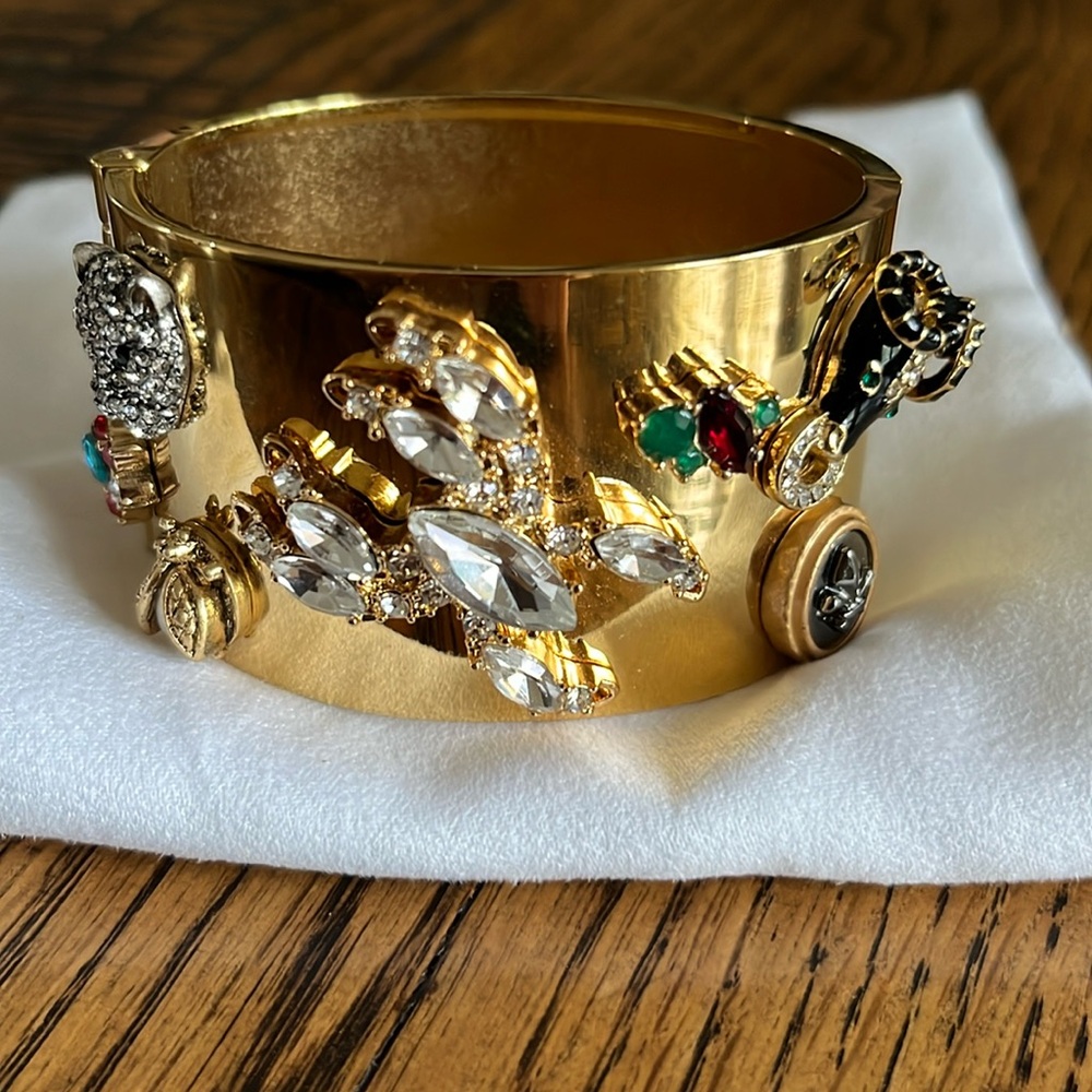 Cabi Secret Garden bracelet